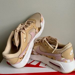 Brand New Nike for women!